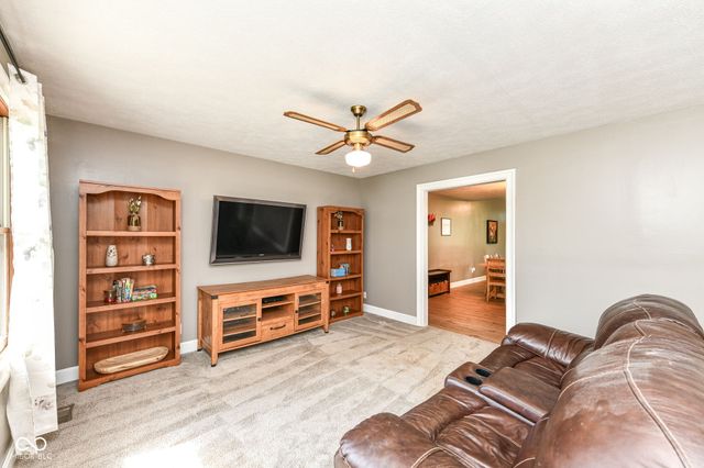 110 N 600 E, Greenfield, IN 46140