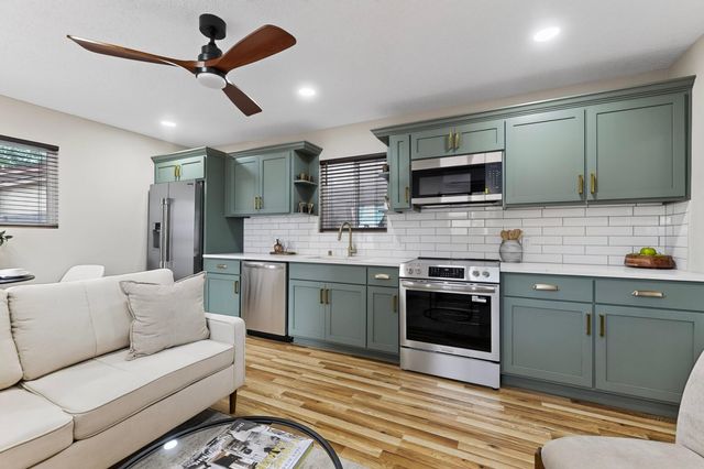 1423 Van Cleave Road NW, Albuquerque, NM 87107