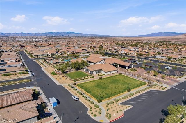 791 Bright Cottonwood Street, Henderson, NV 89011