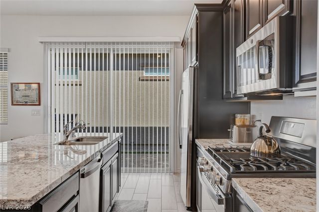 791 Bright Cottonwood Street, Henderson, NV 89011