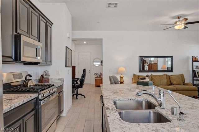 791 Bright Cottonwood Street, Henderson, NV 89011