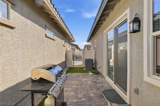 791 Bright Cottonwood Street, Henderson, NV 89011