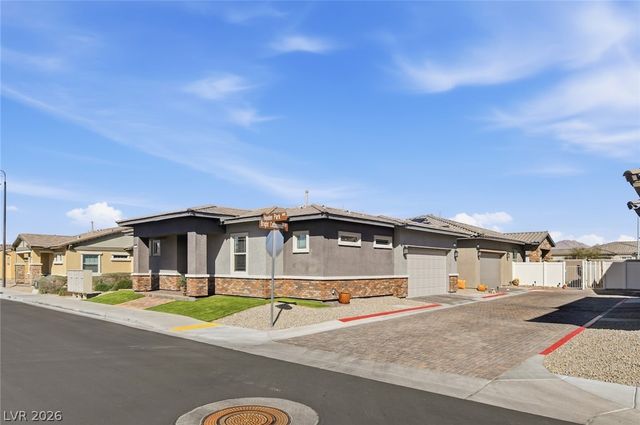 791 Bright Cottonwood Street, Henderson, NV 89011