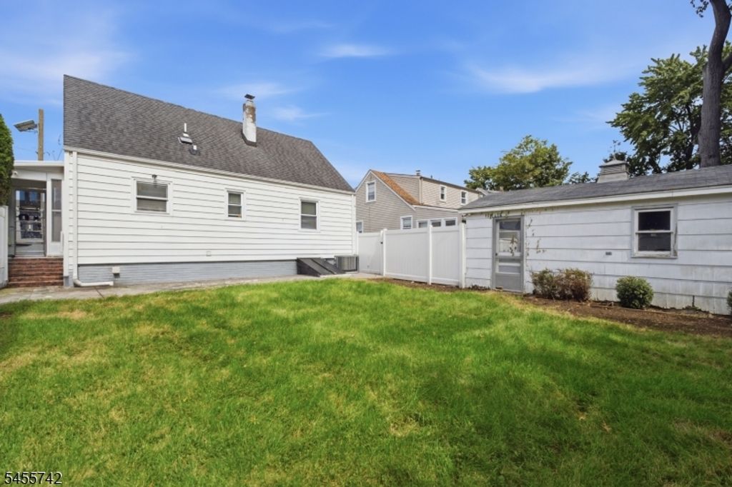 21 Harrison St, Little Falls Twp., NJ 07424 — photo 3