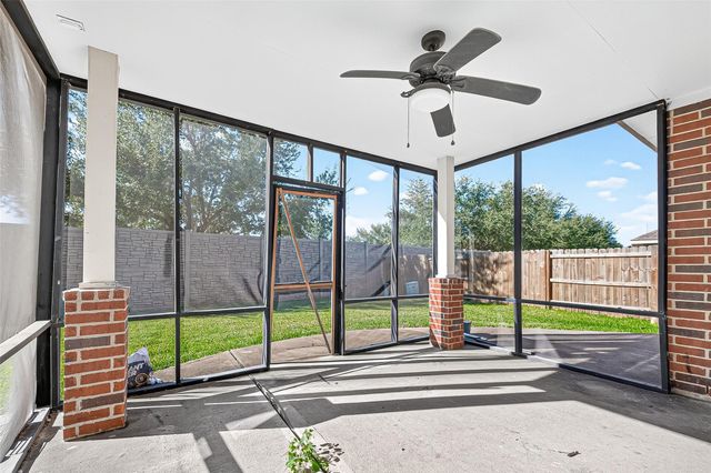 1903 Amber Trail Lane, Richmond, TX 77469