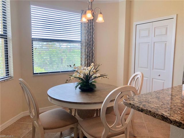 9834 Giaveno 1732, Naples, FL 34113