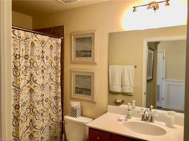 9834 Giaveno 1732, Naples, FL 34113
