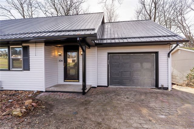 326 Frazier, Neshannock Twp, PA 16105