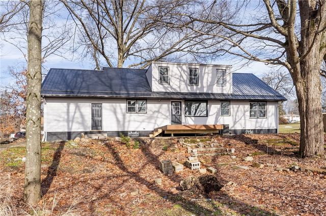 326 Frazier, Neshannock Twp, PA 16105