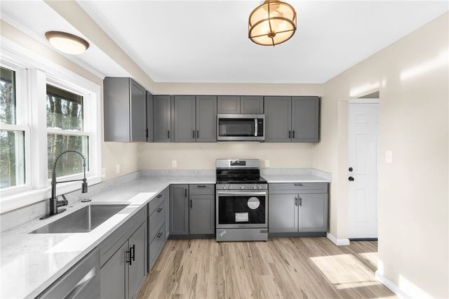 326 Frazier, Neshannock Twp, PA 16105