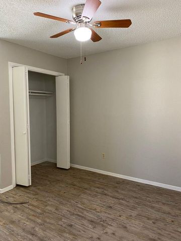 510 Willowbend CV, Round Rock, TX 78664