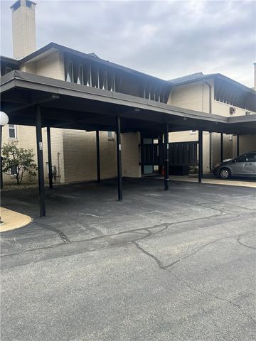 400 Narragansett Parkway EI-2, Warwick, RI 02888