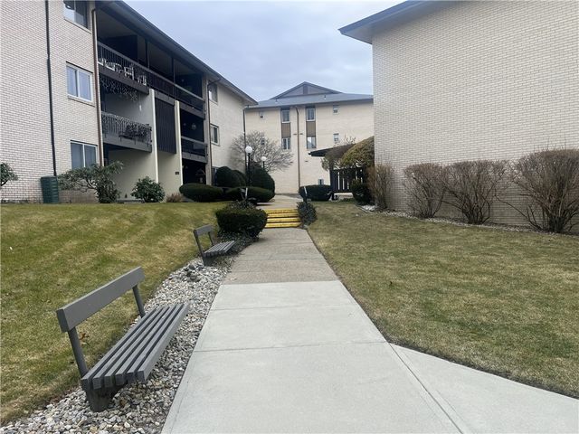 400 Narragansett Parkway EI-2, Warwick, RI 02888