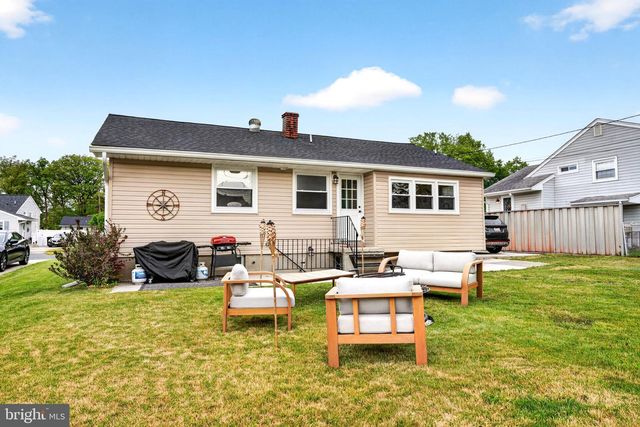 9011 CARLISLE AVE, Nottingham, MD 21236