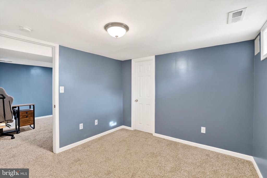 Image 24 of property listing at 9011 CARLISLE AVE, Nottingham, MD 21236