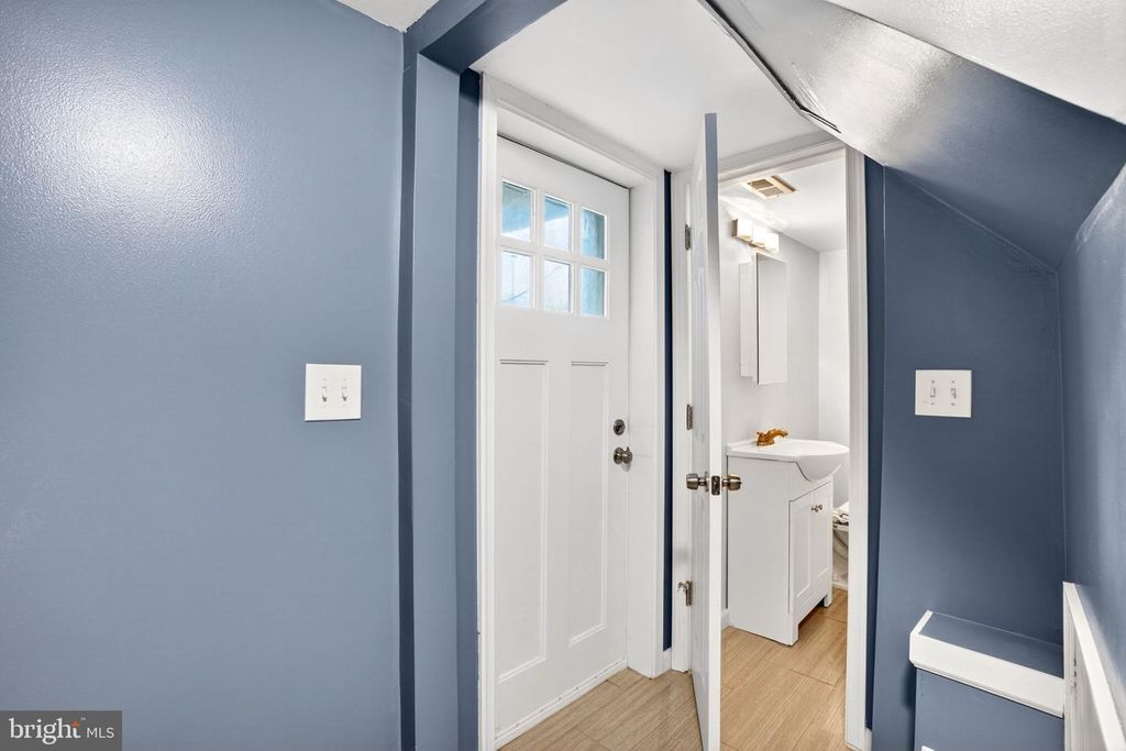 Image 25 of property listing at 9011 CARLISLE AVE, Nottingham, MD 21236