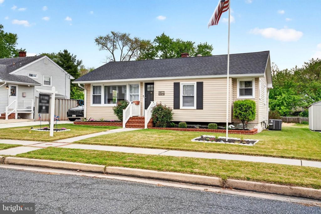 Image 3 of property listing at 9011 CARLISLE AVE, Nottingham, MD 21236