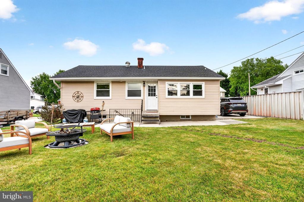 Image 31 of property listing at 9011 CARLISLE AVE, Nottingham, MD 21236