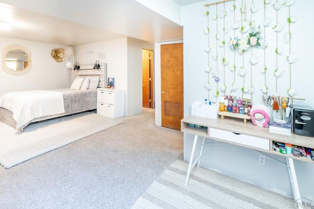 16 Ironbridge Lane, Pueblo, CO 81001