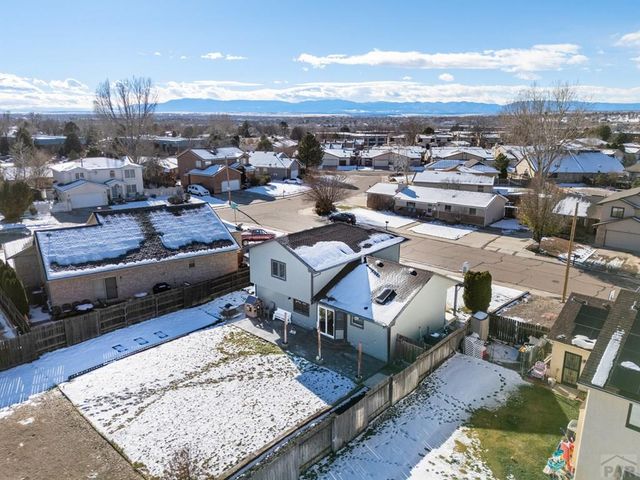 16 Ironbridge Lane, Pueblo, CO 81001