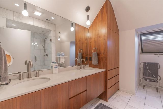 2015 Summit Circle, Norman, OK 73072