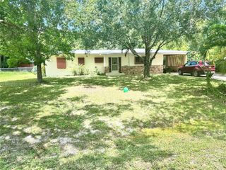 2790 Rainbow Dr, Fort Pierce, FL 34981
