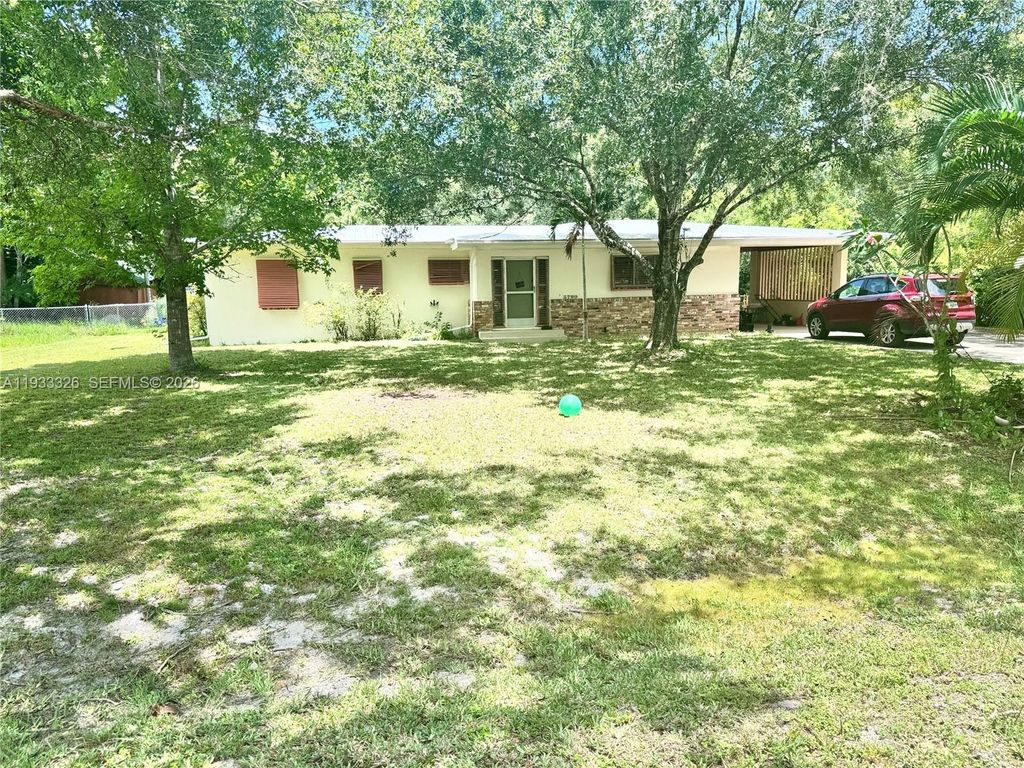 2790 Rainbow Dr, Fort Pierce, FL 34981