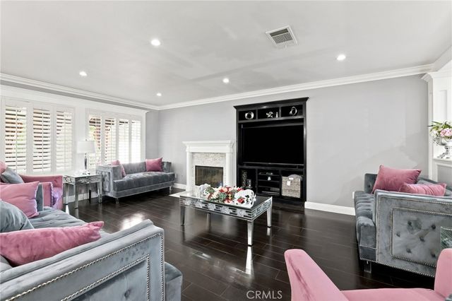 32636 Sierra Oak, Castaic, CA 91384