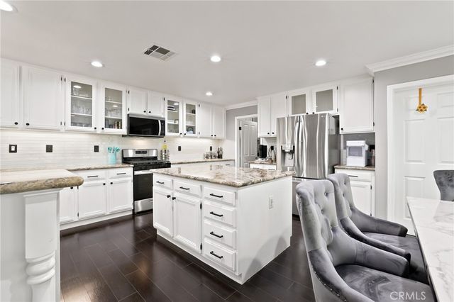 32636 Sierra Oak, Castaic, CA 91384