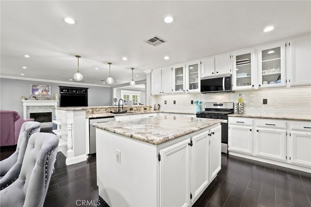 32636 Sierra Oak, Castaic, CA 91384