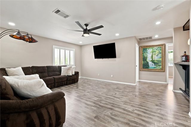32636 Sierra Oak, Castaic, CA 91384