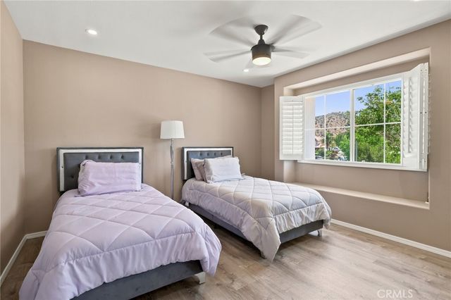32636 Sierra Oak, Castaic, CA 91384