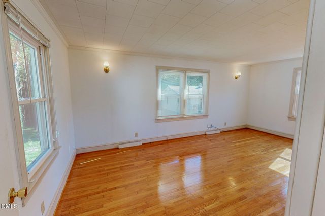 310 Barnette Avenue, Roxboro, NC 27573