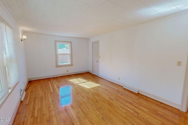 310 Barnette Avenue, Roxboro, NC 27573
