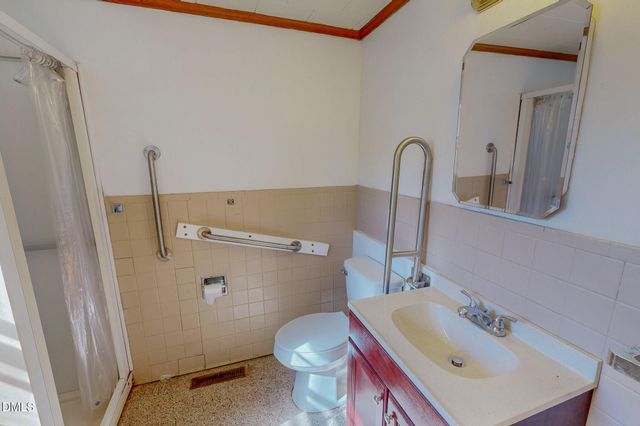 310 Barnette Avenue, Roxboro, NC 27573