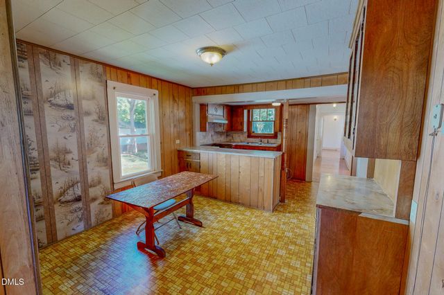 310 Barnette Avenue, Roxboro, NC 27573