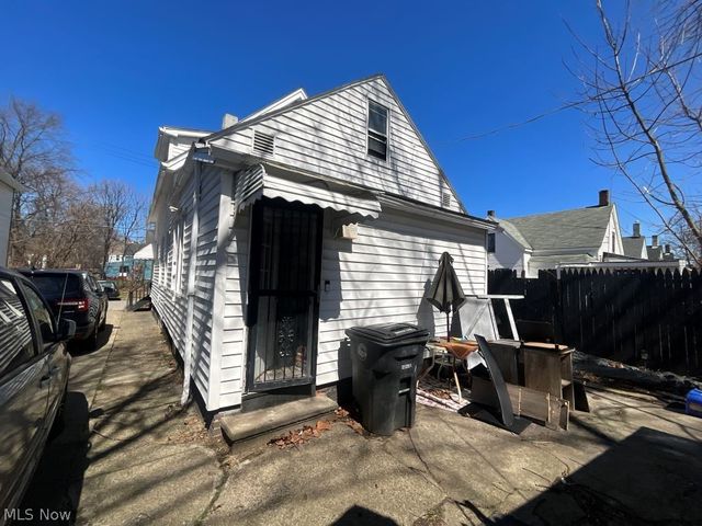 7508 Donald Avenue, Cleveland, OH 44103