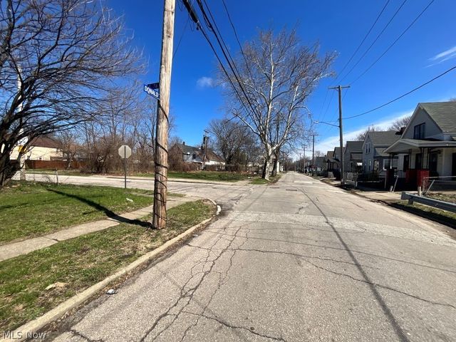 7508 Donald Avenue, Cleveland, OH 44103