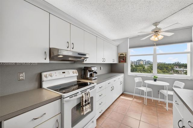 3210 SE 10th St 6B, Pompano Beach, FL 33062