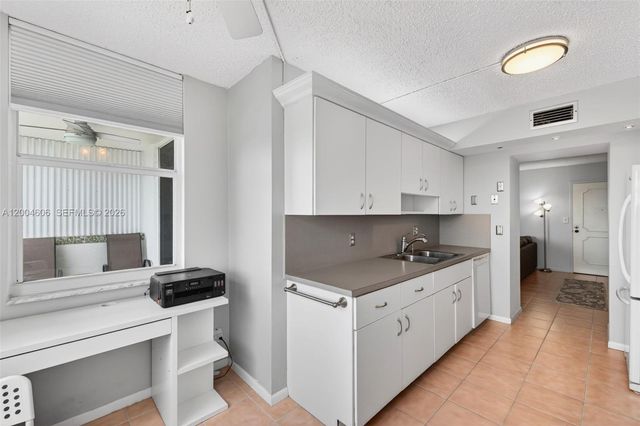 3210 SE 10th St 6B, Pompano Beach, FL 33062