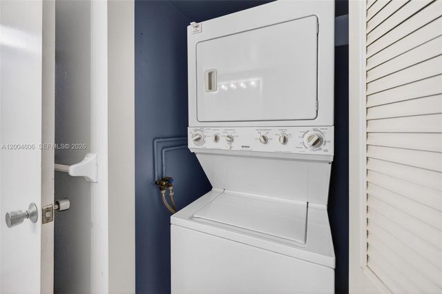 3210 SE 10th St 6B, Pompano Beach, FL 33062