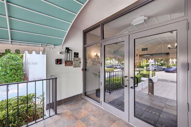 3210 SE 10th St 6B, Pompano Beach, FL 33062