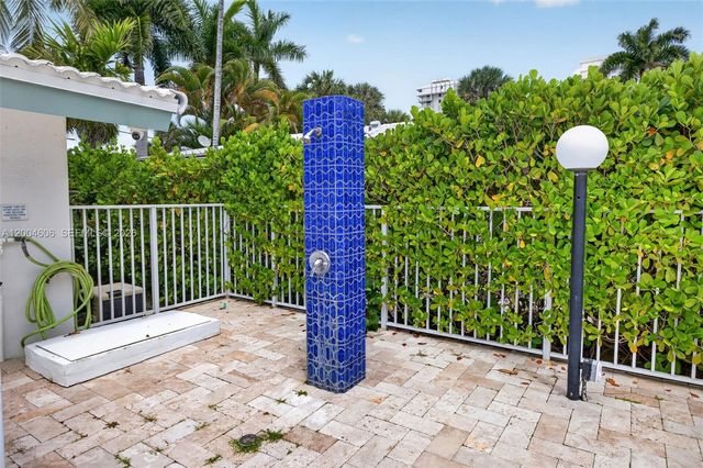 3210 SE 10th St 6B, Pompano Beach, FL 33062