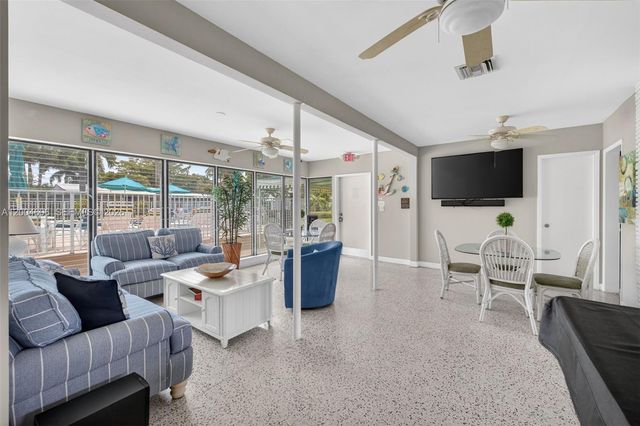 3210 SE 10th St 6B, Pompano Beach, FL 33062