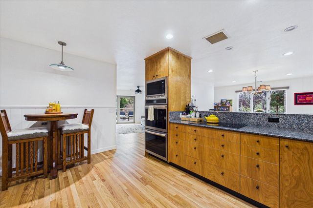 3255 Buttermilk Lane, Arcata, CA 95521