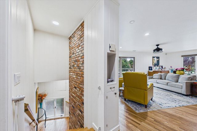 3255 Buttermilk Lane, Arcata, CA 95521