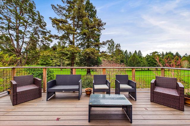 3255 Buttermilk Lane, Arcata, CA 95521