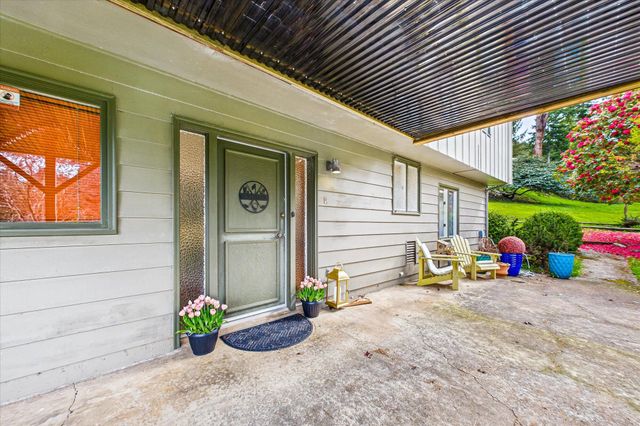 3255 Buttermilk Lane, Arcata, CA 95521
