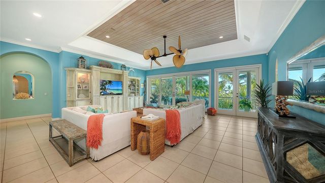 101 SUNSET LANE, Anna Maria, FL 34216