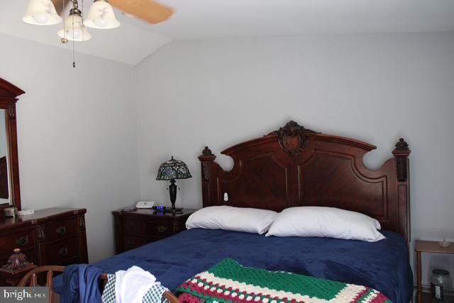 30 LANDRETH LN, Bristol, PA 19007